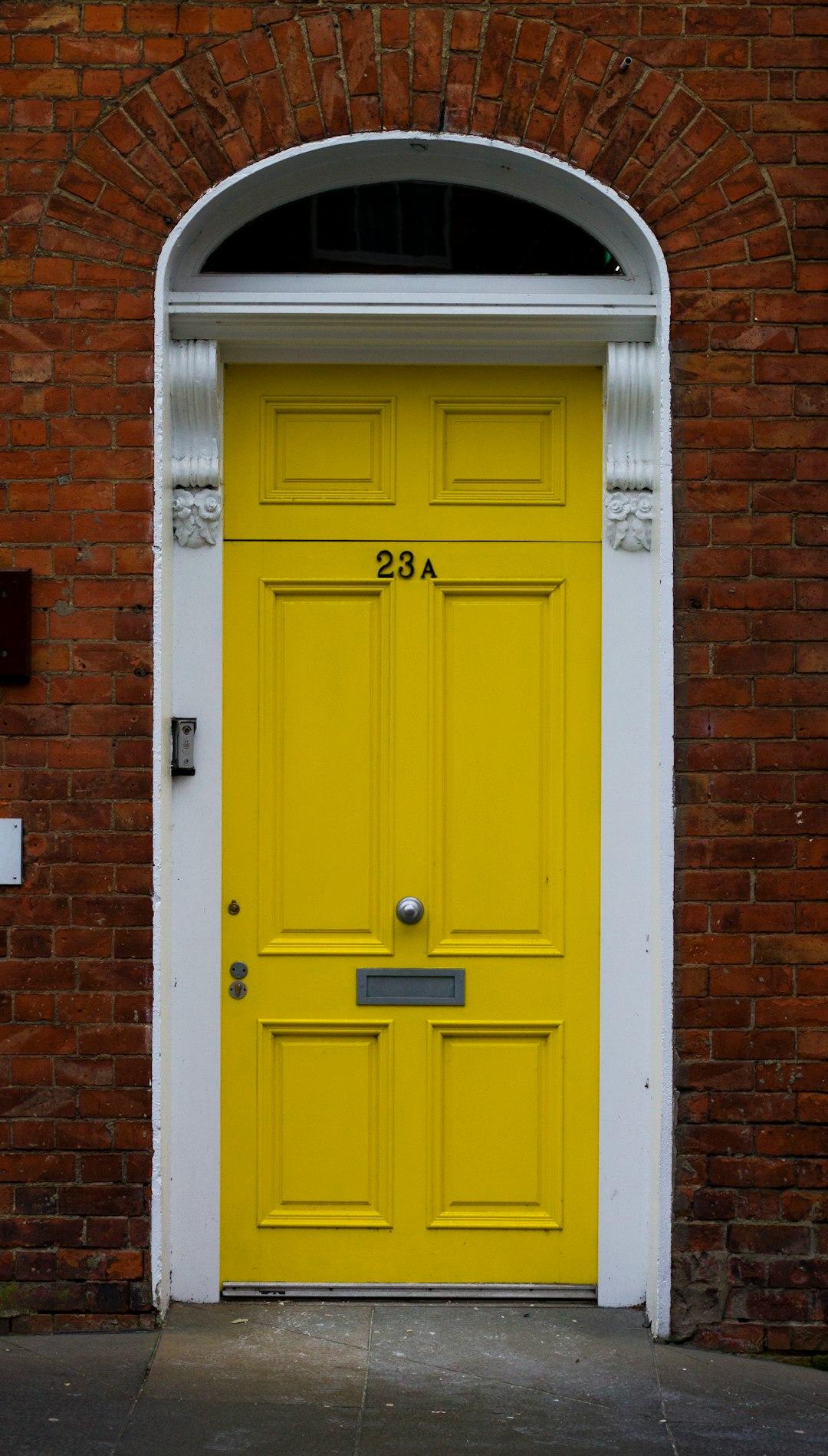 Fort's Trusted Experts for Sliding Door Repair & Replacement